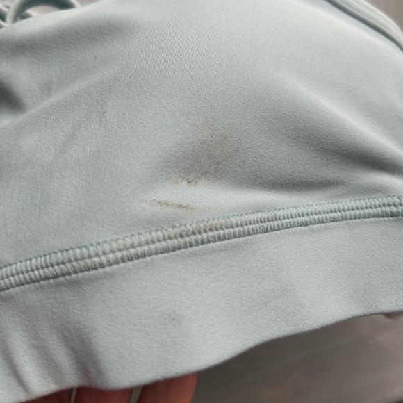 NWT Lululemon Flow Y Bra Nulu Sold out color, size 4 - Picture 5 of 8